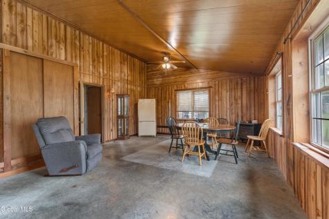 29 Washington Avenue Waterford NY 12188