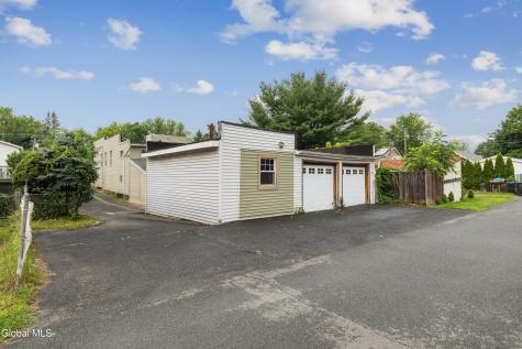 29 Washington Avenue Waterford NY 12188