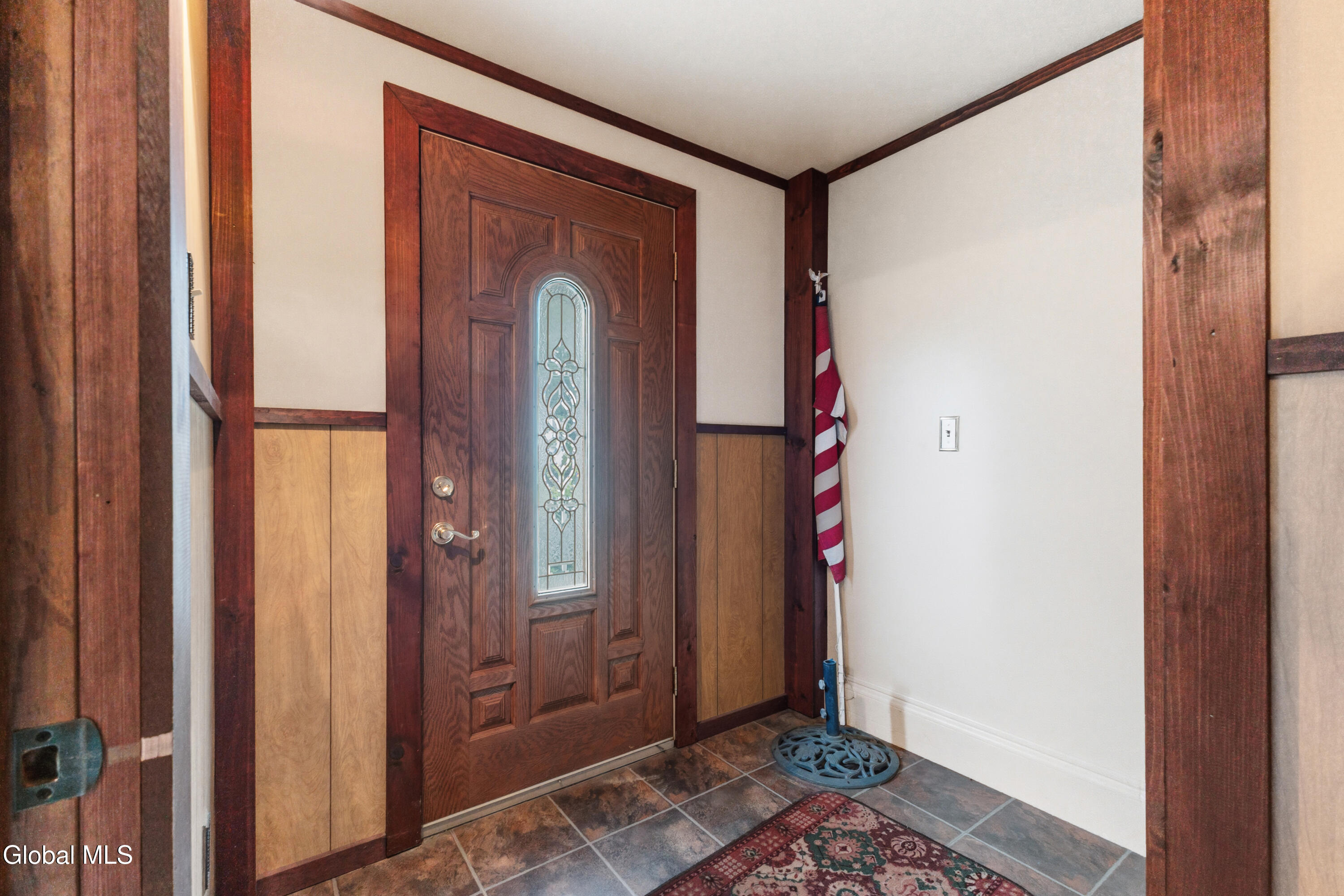 29 Washington Avenue Waterford NY 12188