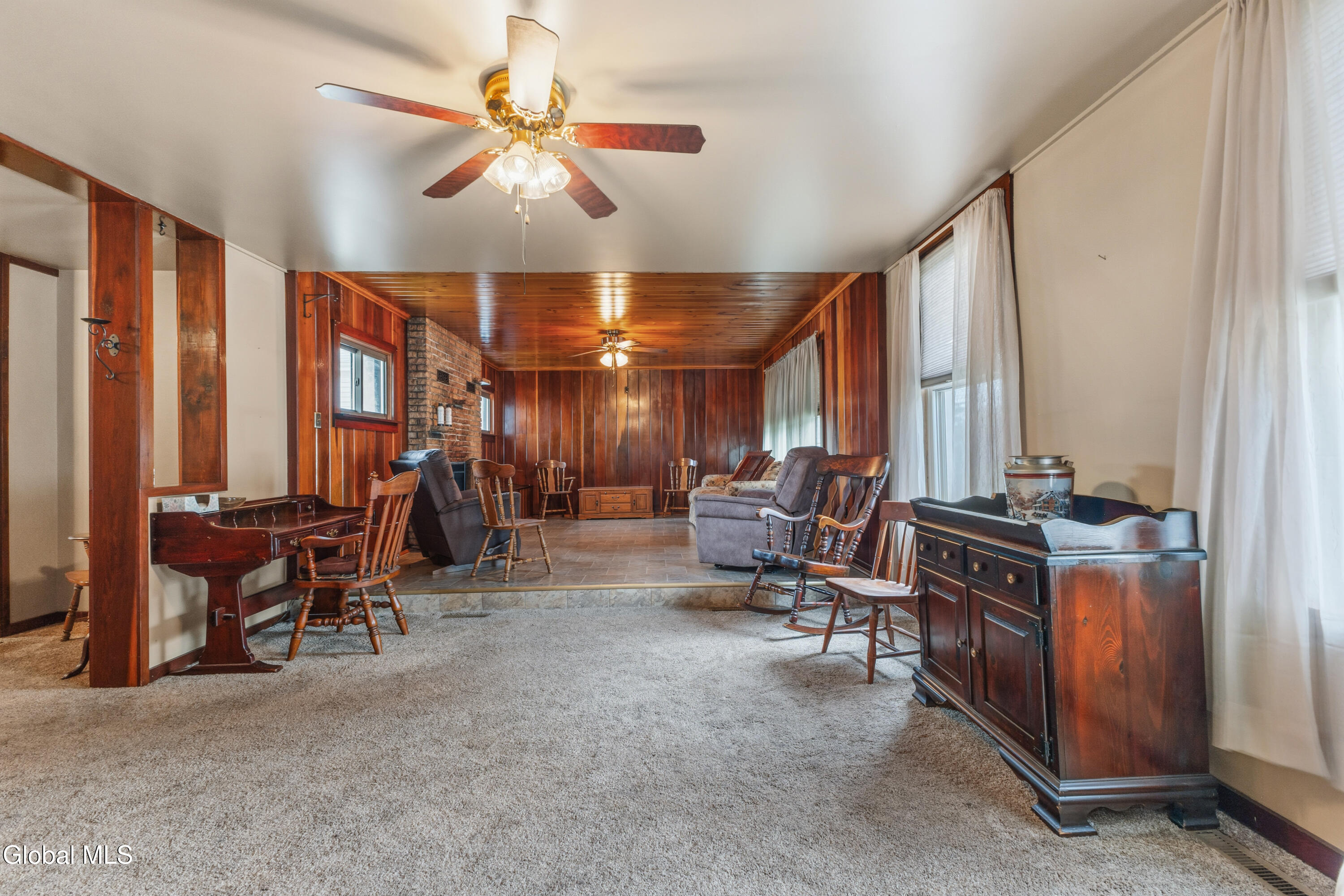 29 Washington Avenue Waterford NY 12188