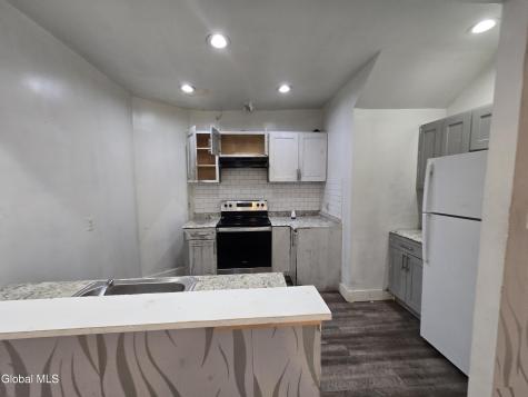 67 Lark Street Albany NY 12210