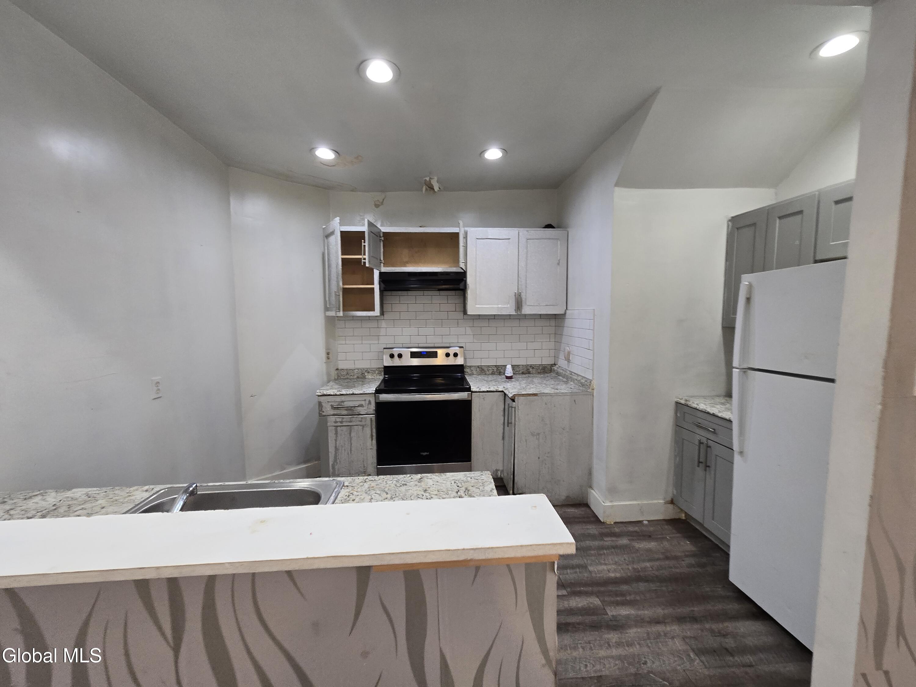 67 Lark Street Albany NY 12210