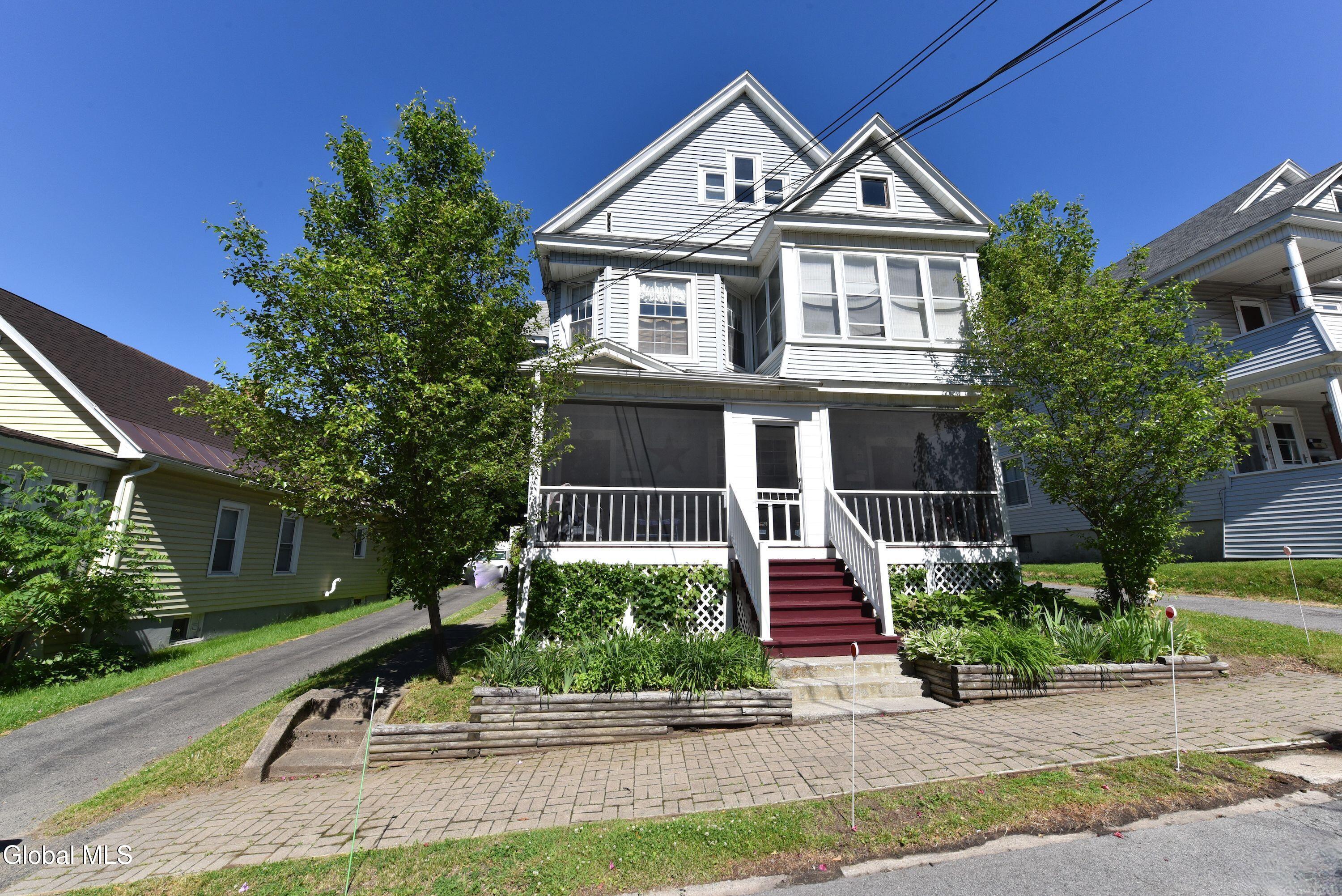 168-170 Brookside Avenue Amsterdam NY 12010