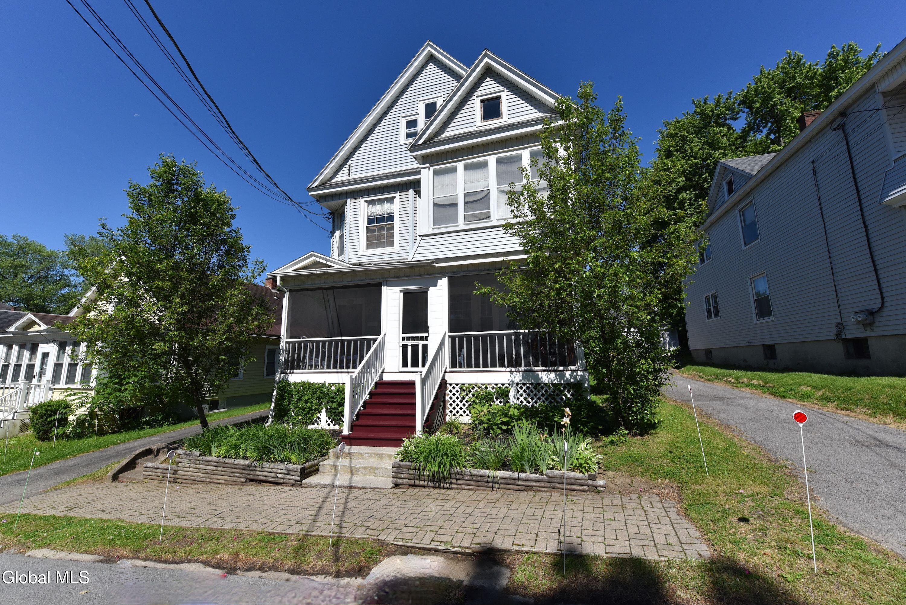 168-170 Brookside Avenue Amsterdam NY 12010