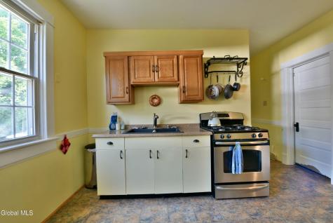 168-170 Brookside Avenue Amsterdam NY 12010