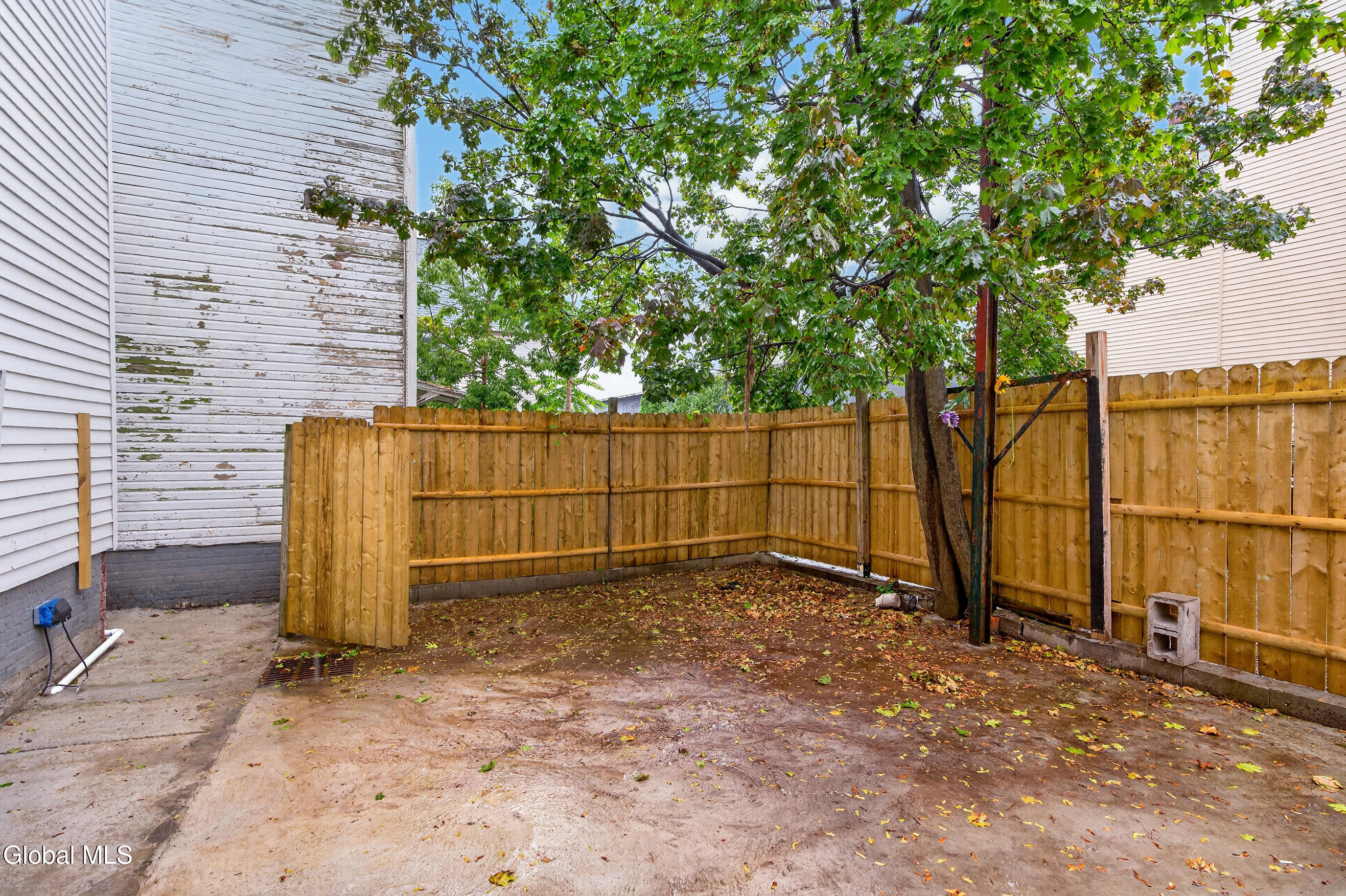 556 Washington Avenue Albany NY 12203