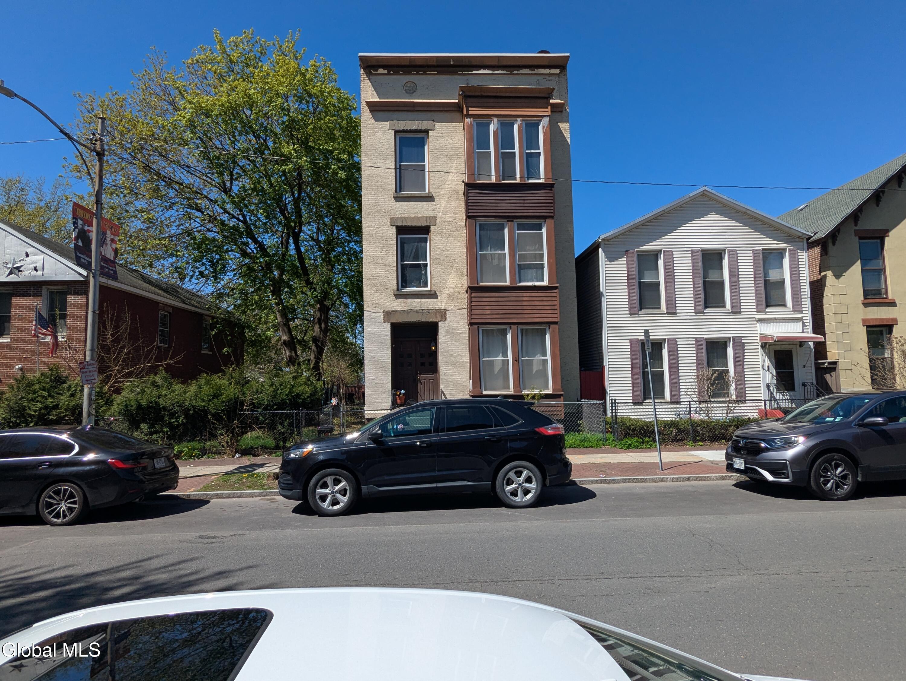 415 3rd Street Troy NY 12180
