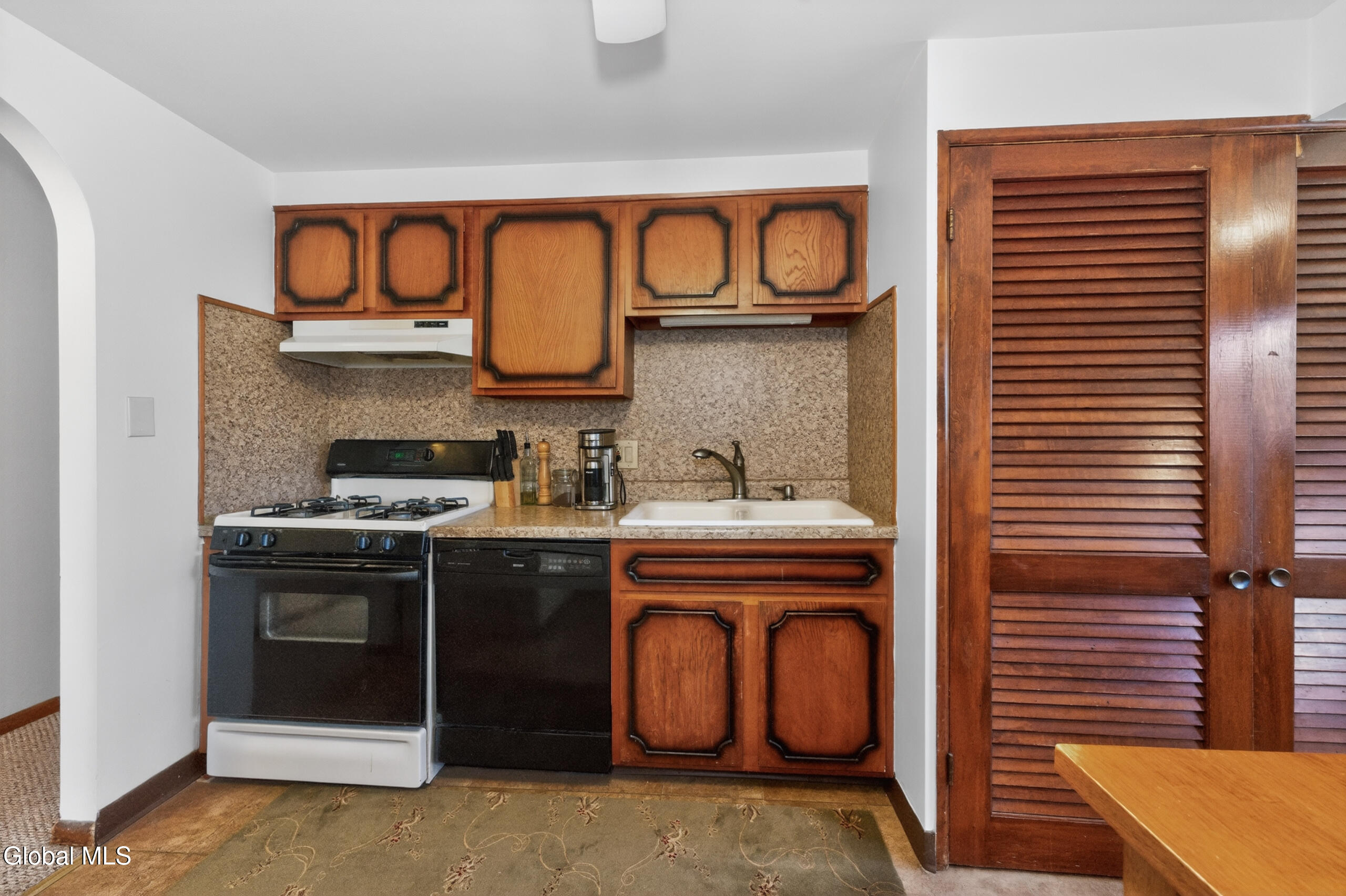 119 Sand Creek Road Albany NY 12205