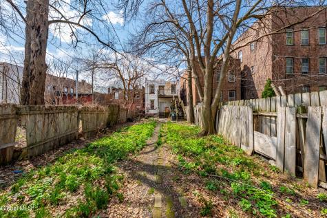304 2nd Street Troy NY 12180