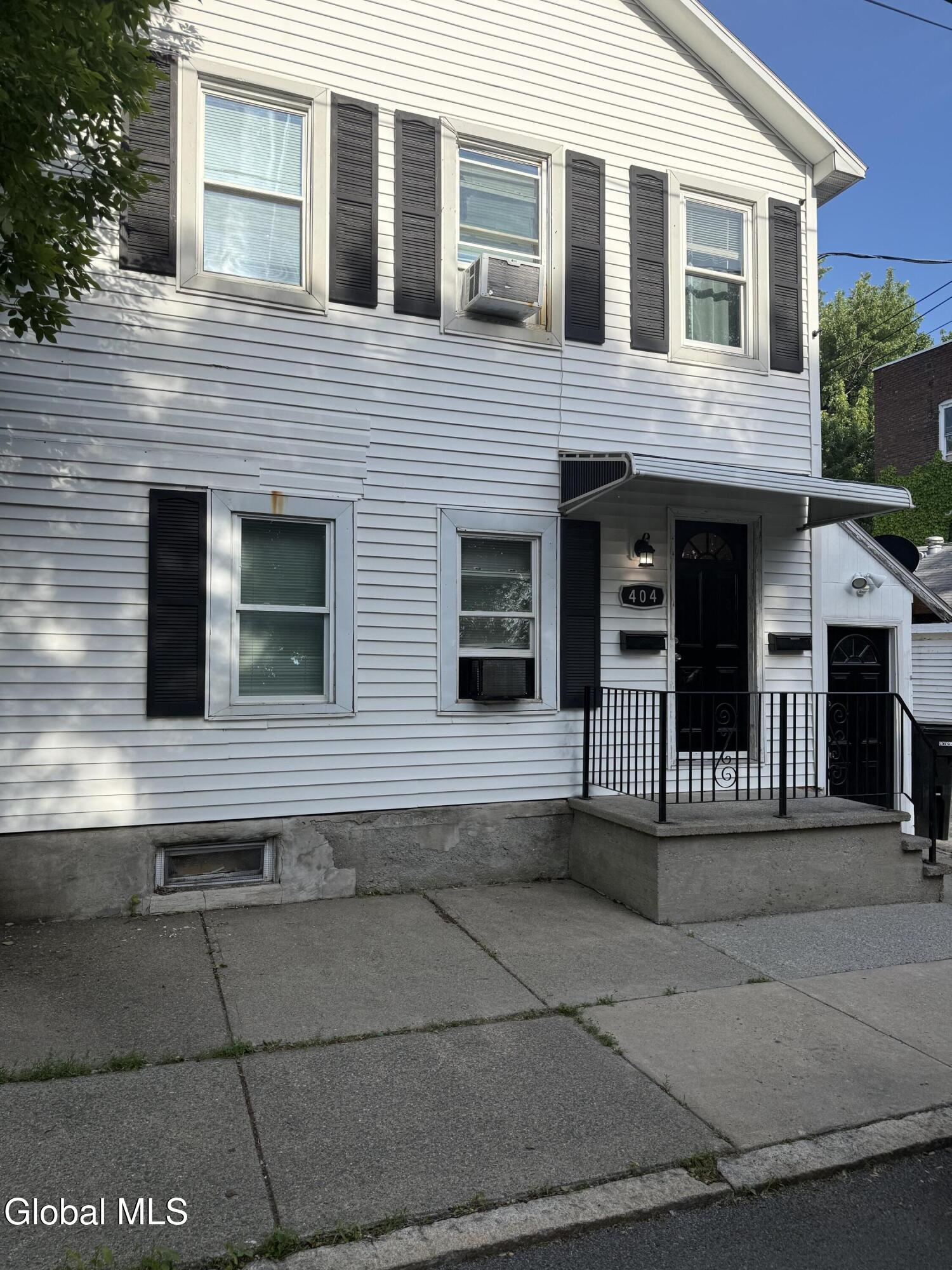 404 8th Street Troy NY 12180