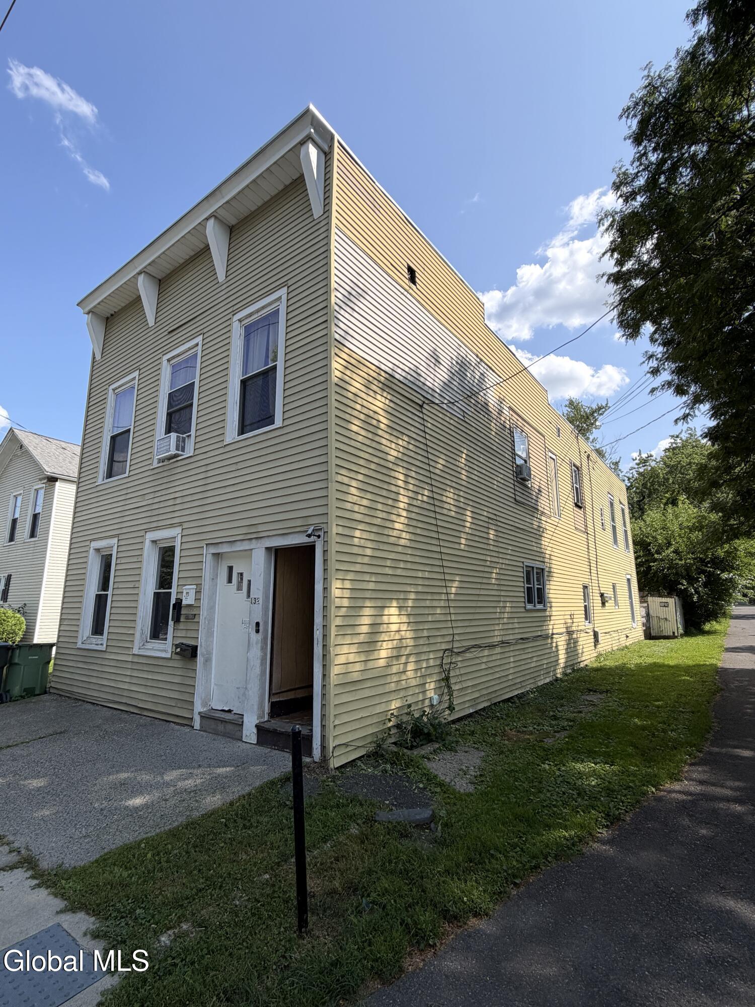 132 Johnston Avenue Cohoes NY 12047