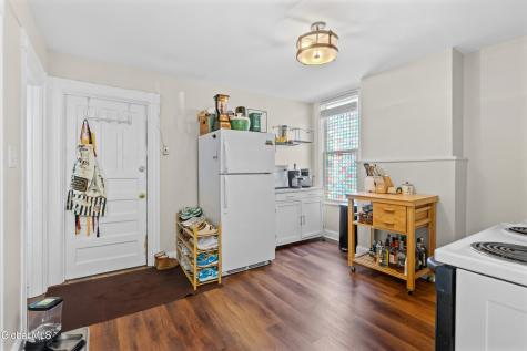 1047 Gillespie Street Schenectady NY 12308