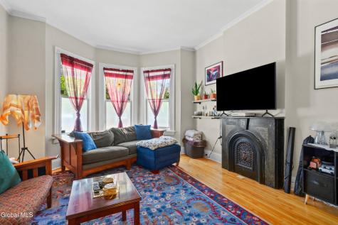 1047 Gillespie Street Schenectady NY 12308