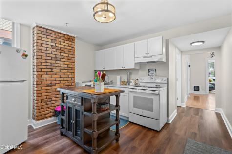 1047 Gillespie Street Schenectady NY 12308
