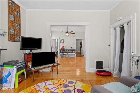 1047 Gillespie Street Schenectady NY 12308