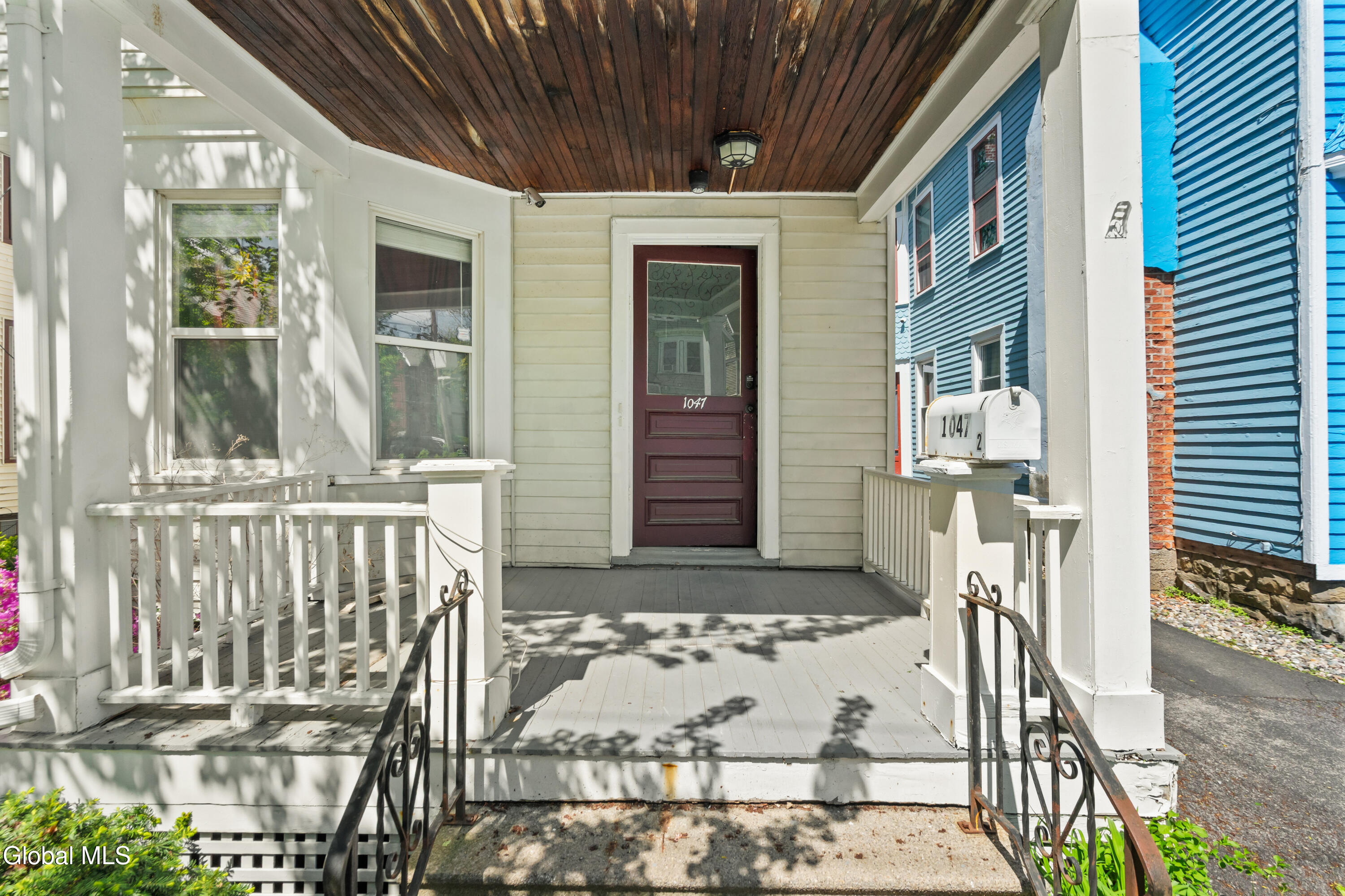 1047 Gillespie Street Schenectady NY 12308