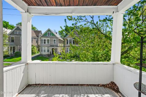 1047 Gillespie Street Schenectady NY 12308