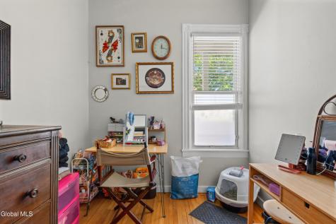 1047 Gillespie Street Schenectady NY 12308