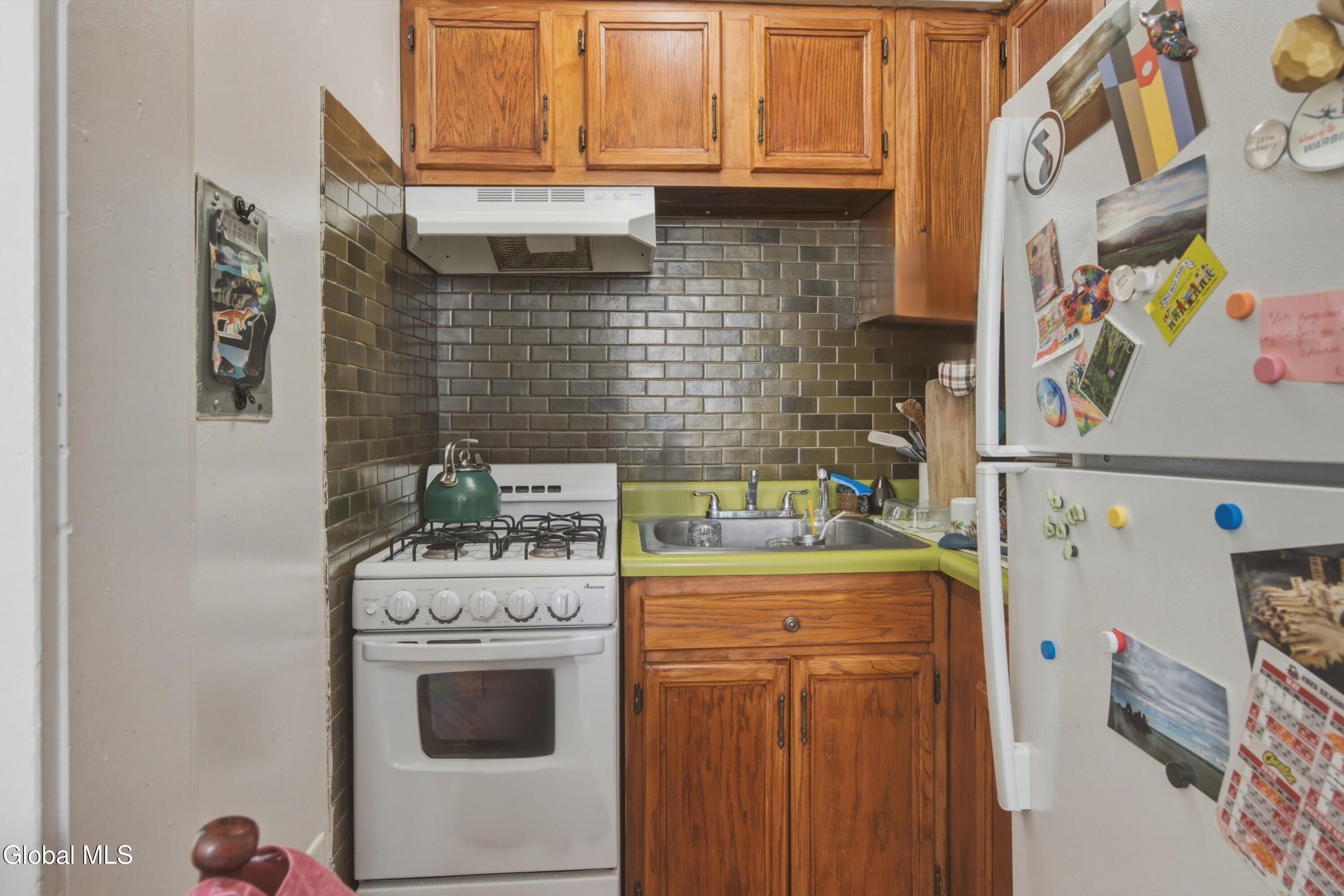 194 3rd Street Troy NY 12180