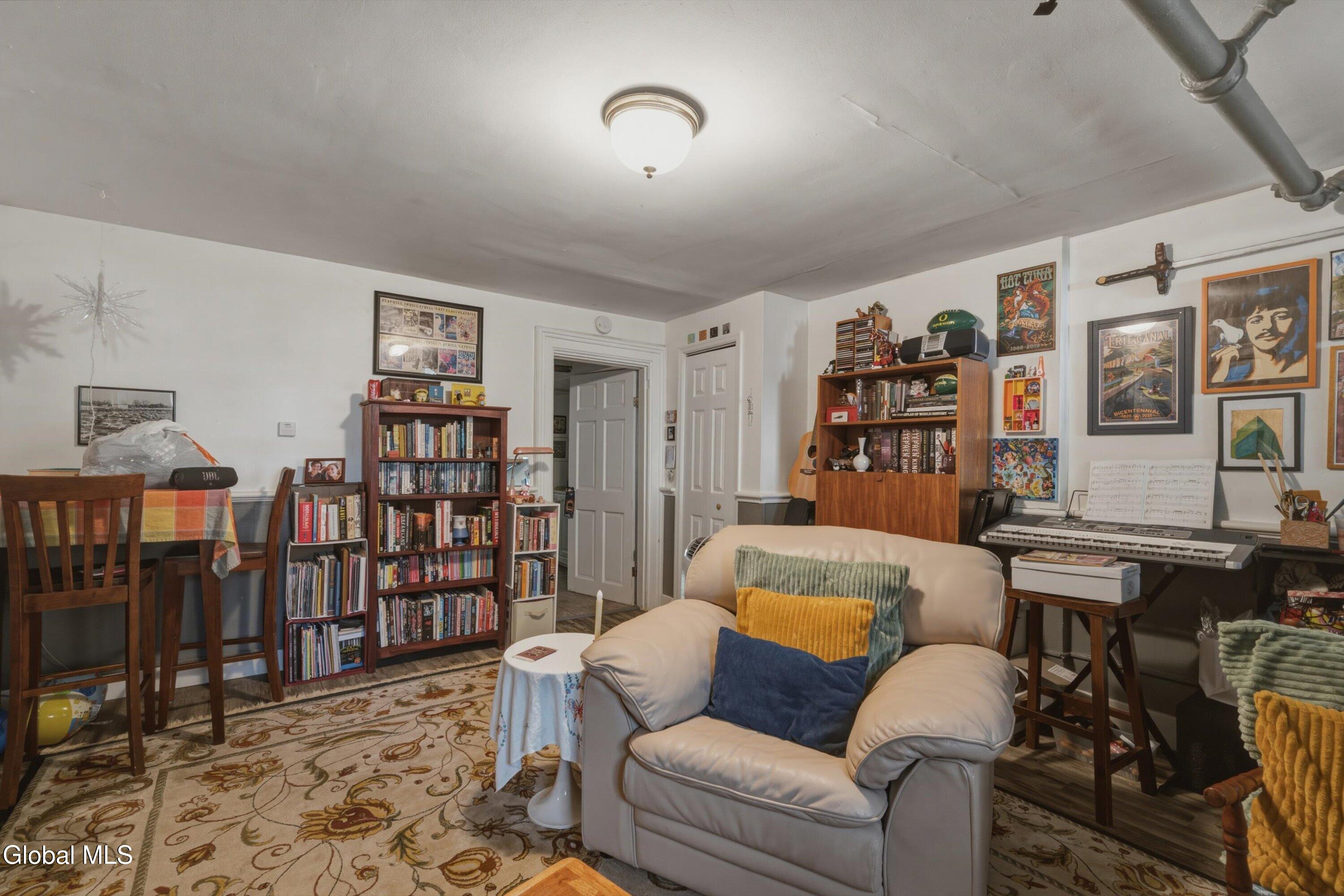 194 3rd Street Troy NY 12180