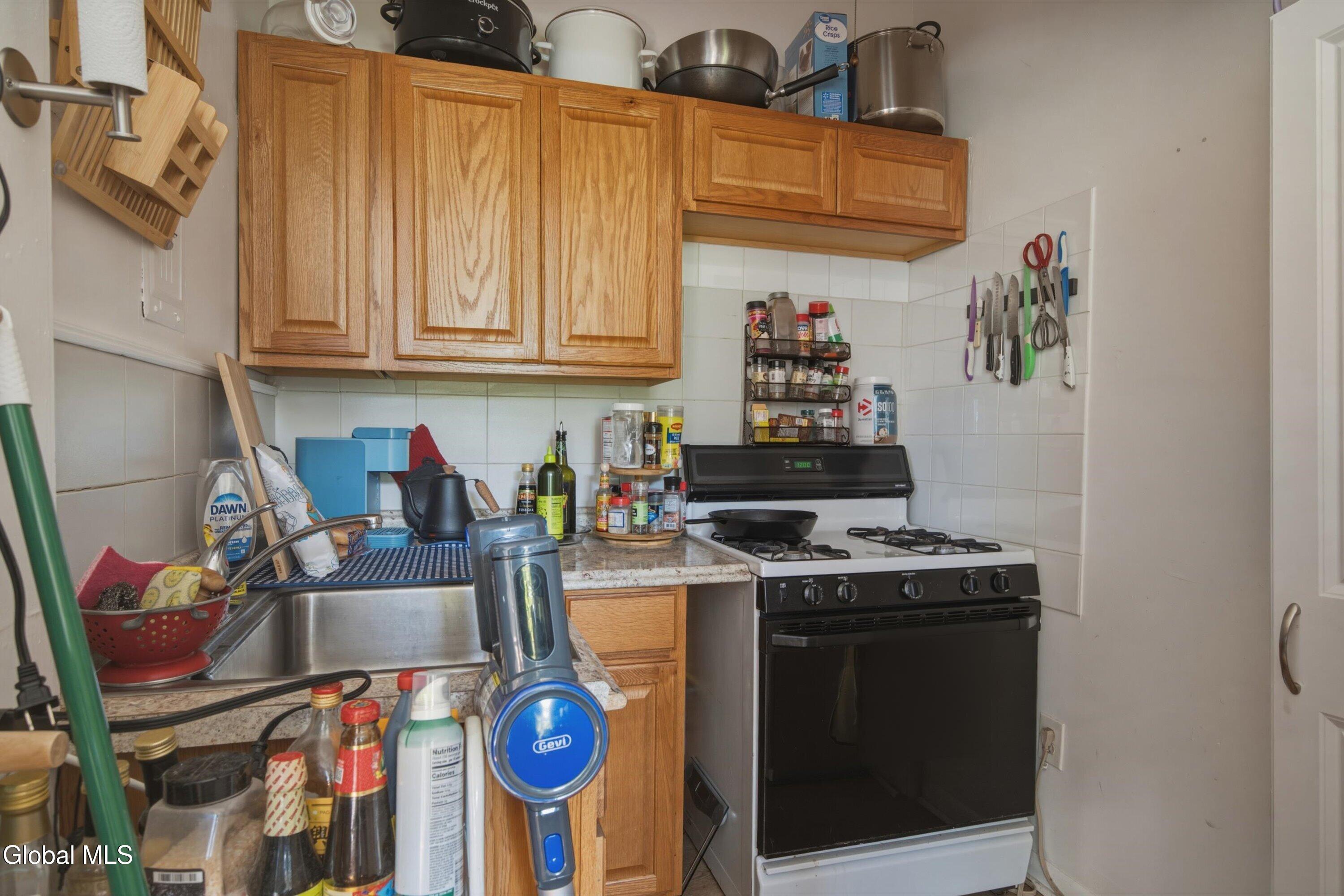 194 3rd Street Troy NY 12180