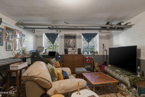 194 3rd Street Troy NY 12180