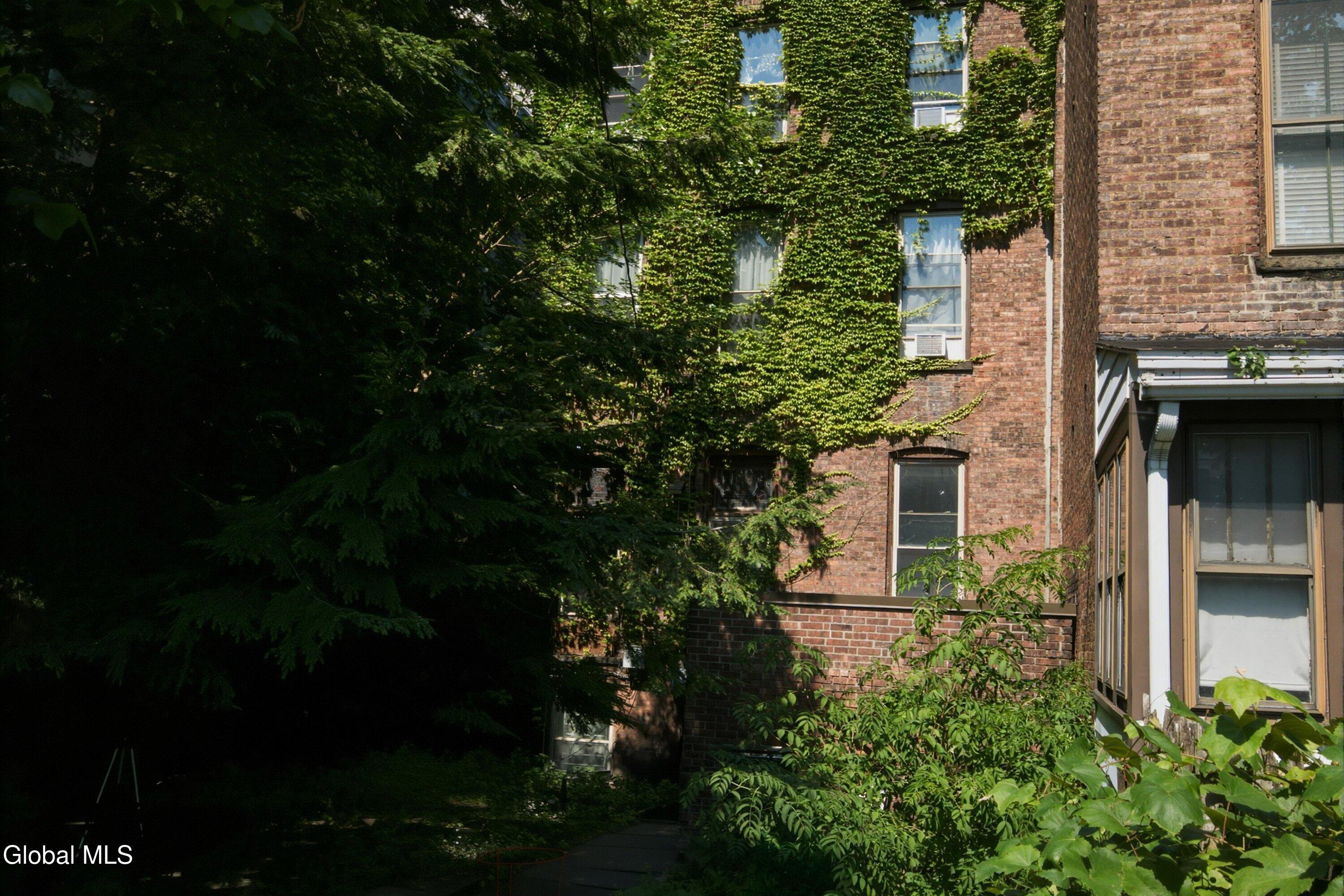 194 3rd Street Troy NY 12180