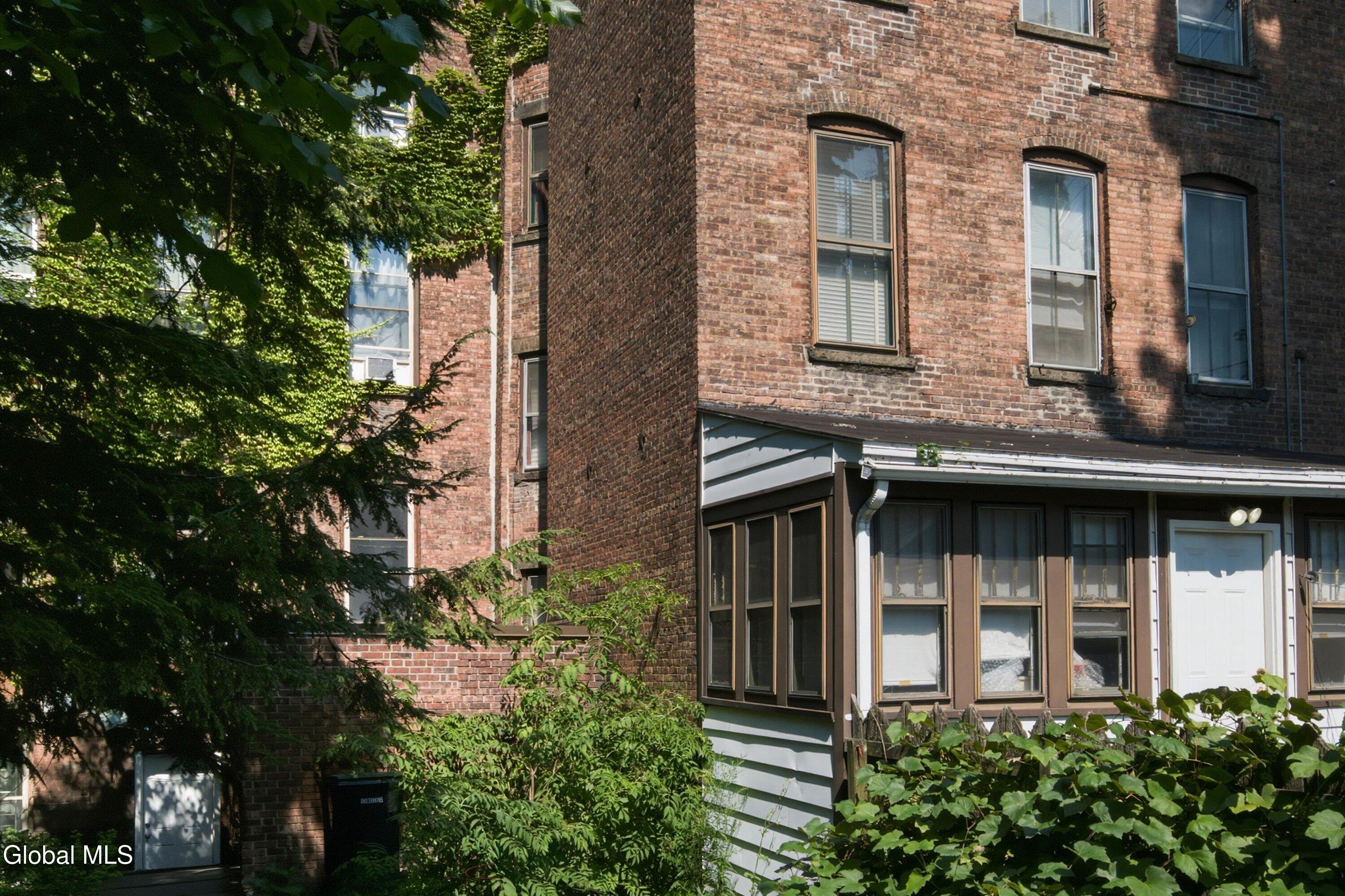 194 3rd Street Troy NY 12180