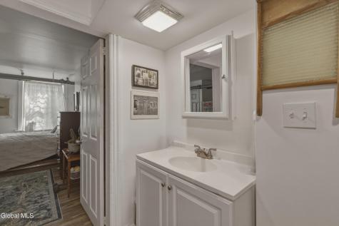 194 3rd Street Troy NY 12180