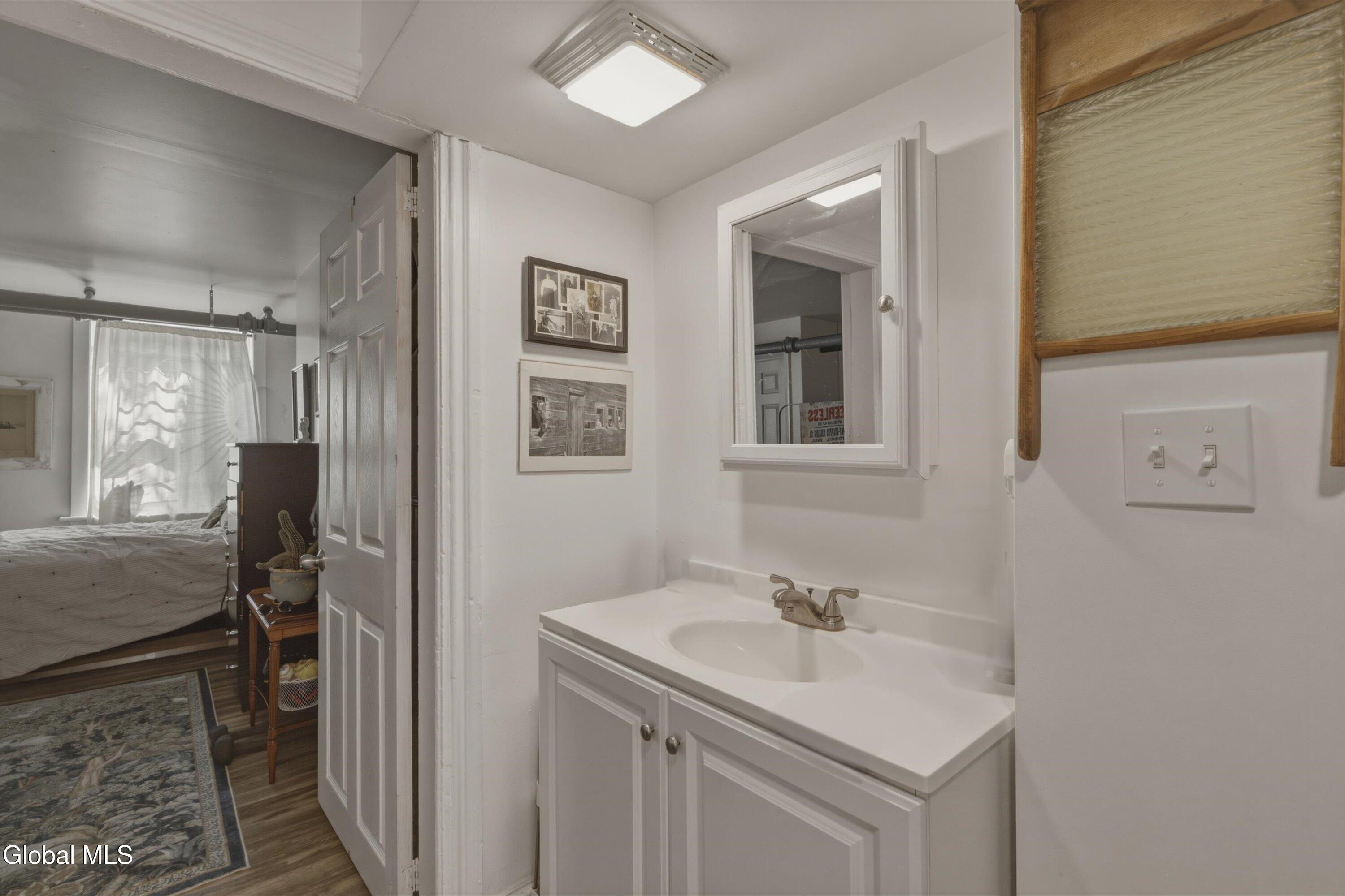 194 3rd Street Troy NY 12180