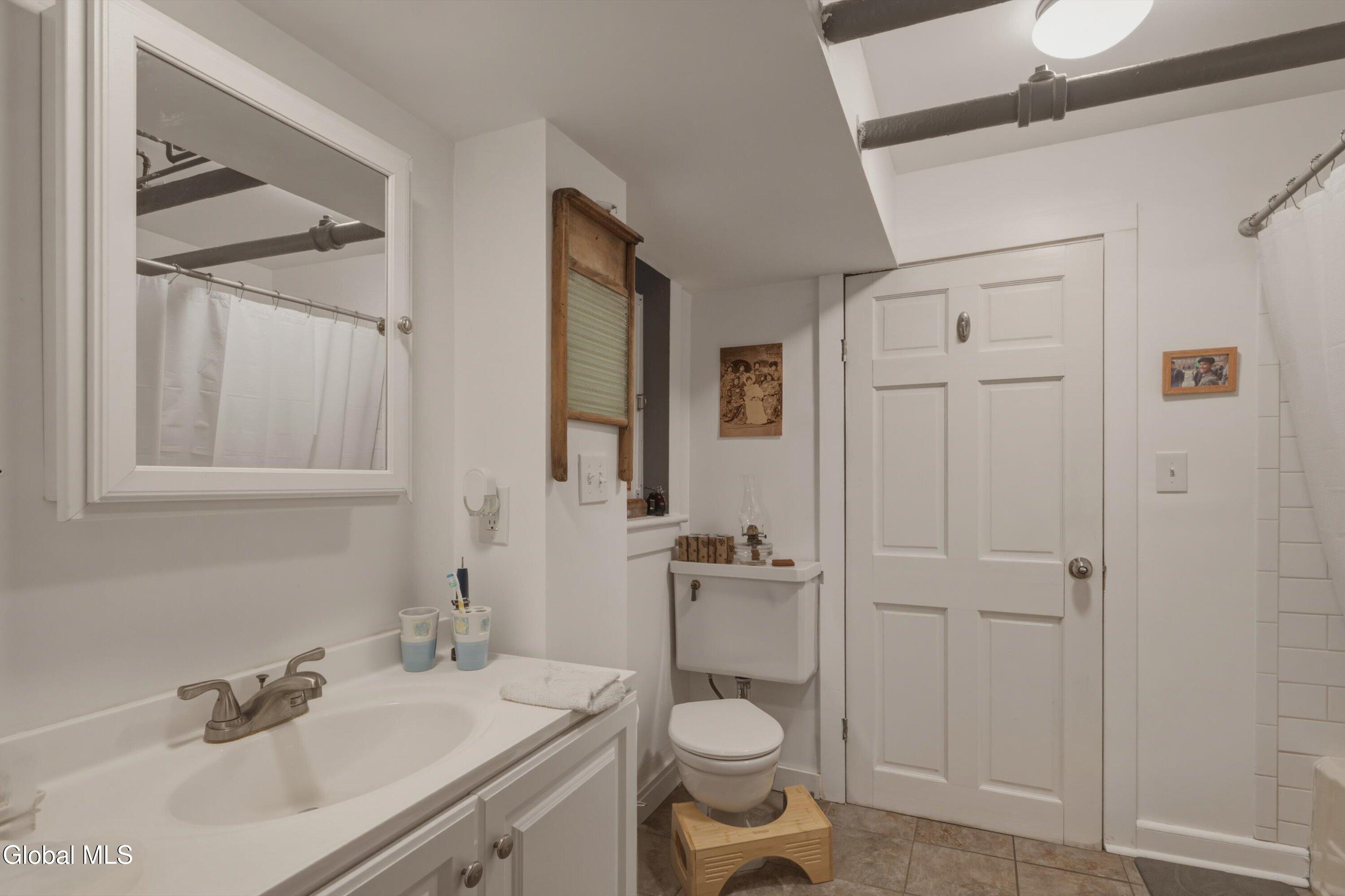 194 3rd Street Troy NY 12180