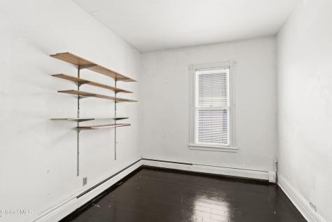 16 Lincoln Avenue Amsterdam NY 12010