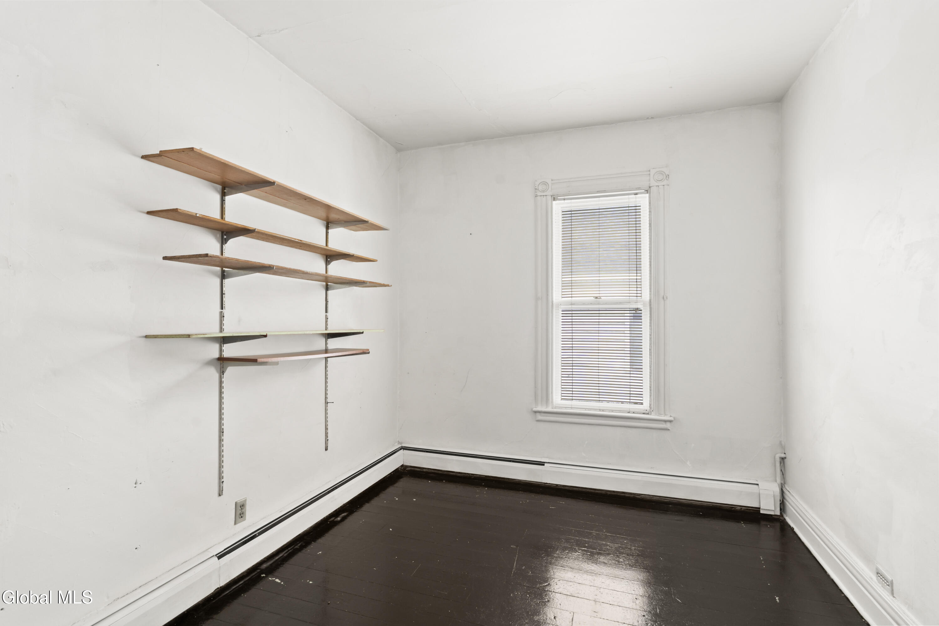 16 Lincoln Avenue Amsterdam NY 12010