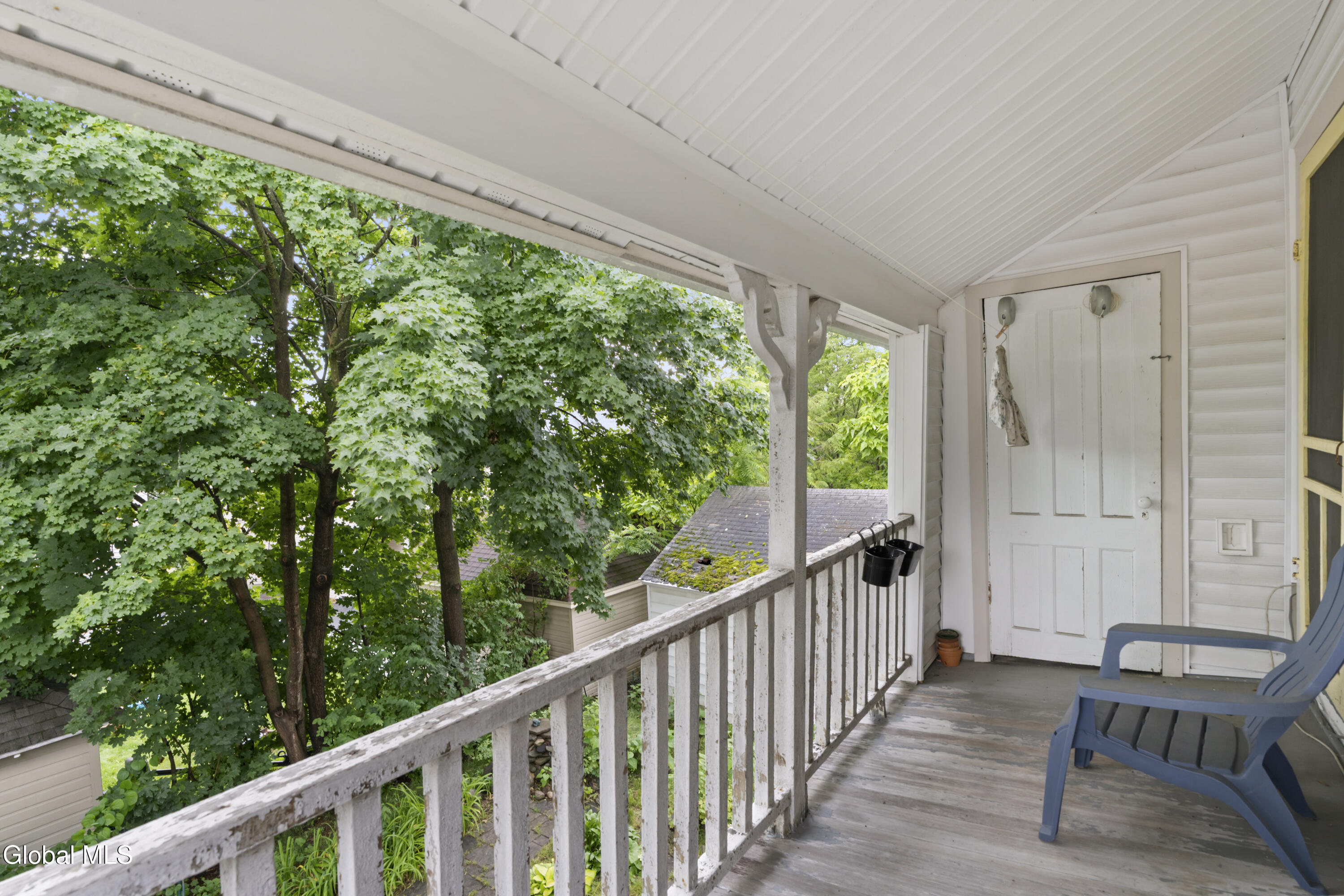 16 Lincoln Avenue Amsterdam NY 12010