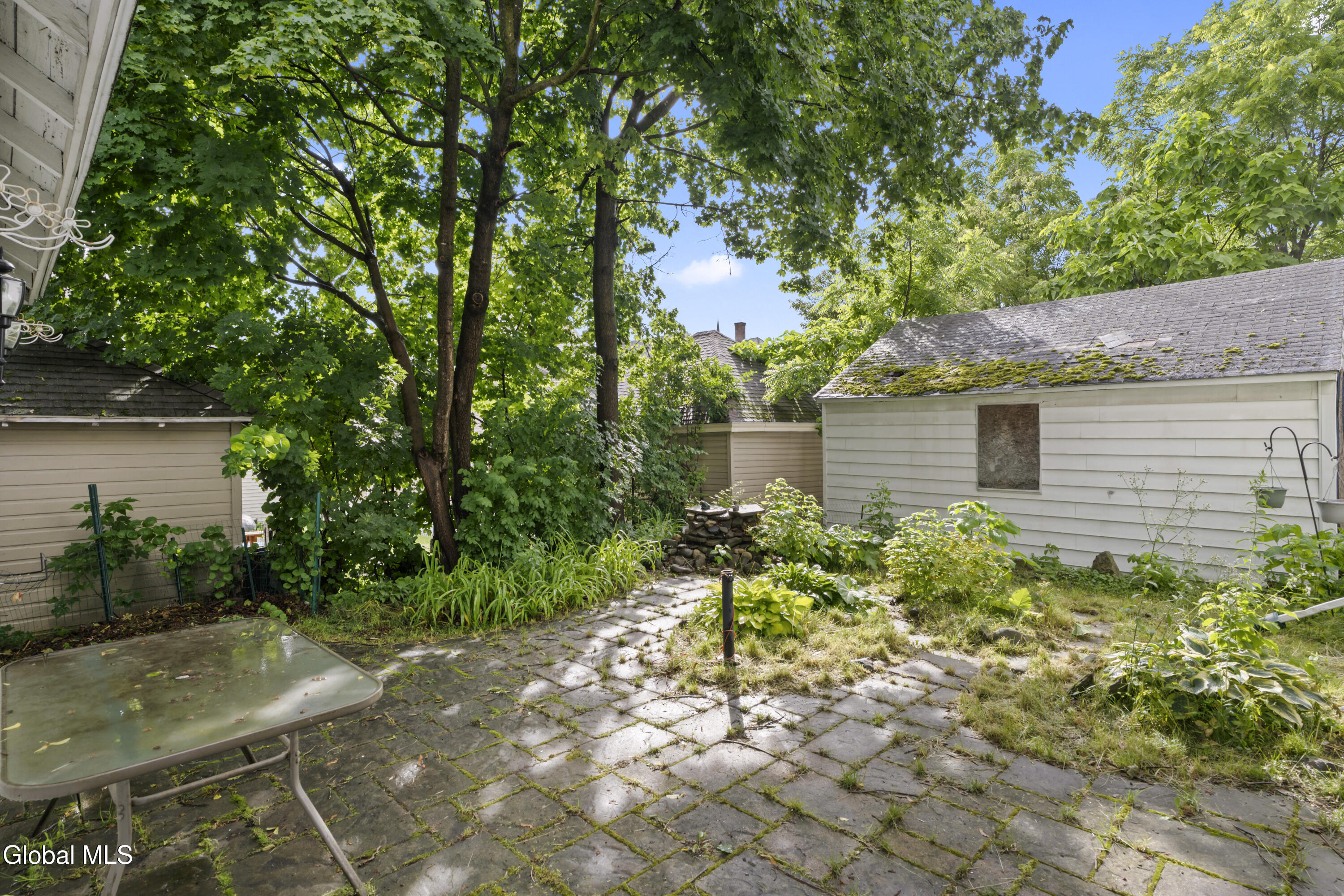 16 Lincoln Avenue Amsterdam NY 12010