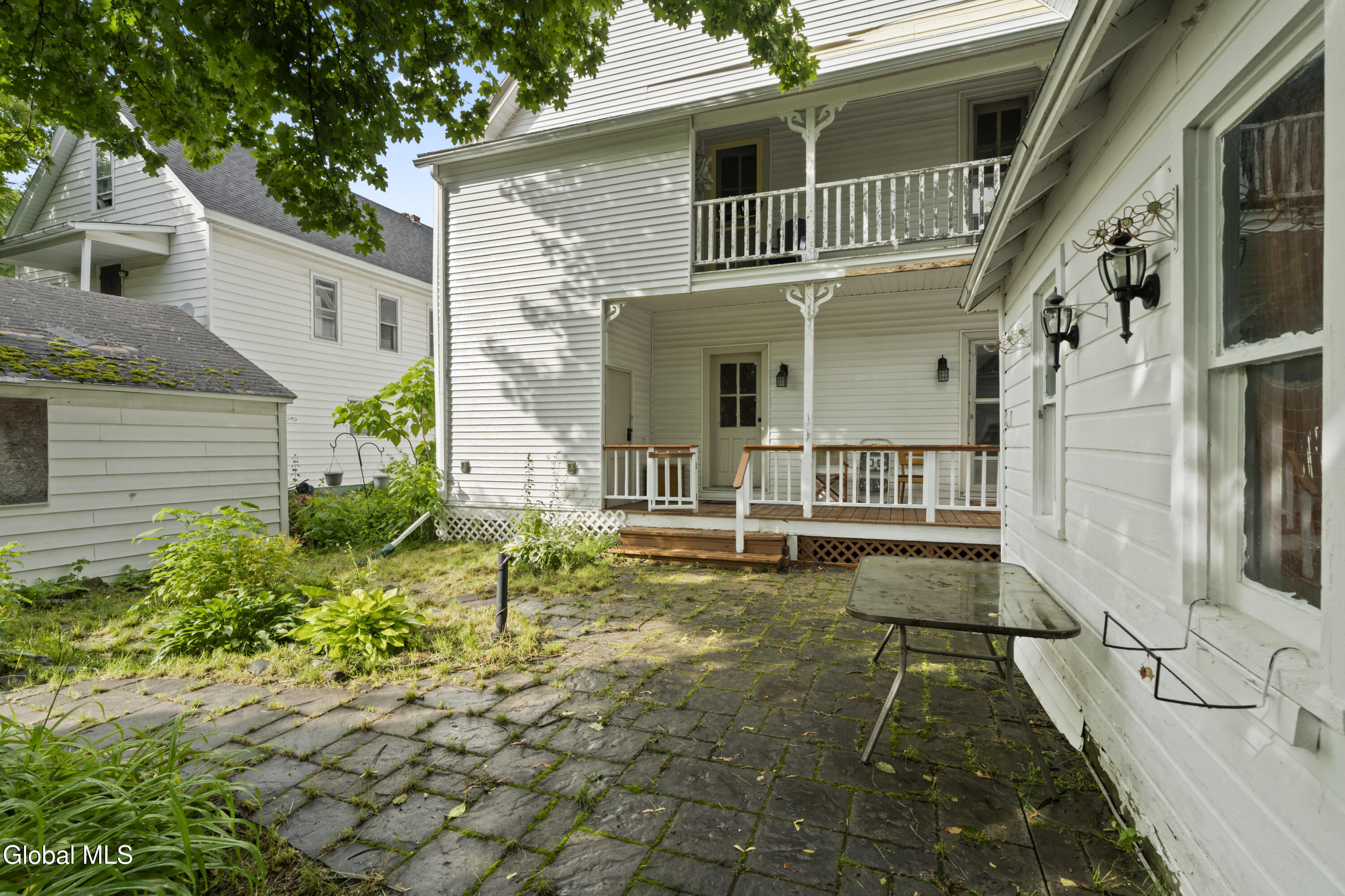 16 Lincoln Avenue Amsterdam NY 12010
