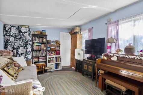 39 Jesse Ann Circle Earlton NY 12058