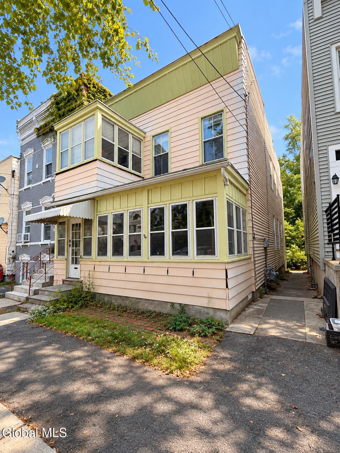 99 Hunter Avenue Albany NY 12206