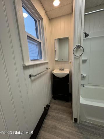 527 Hattie Street Schenectady NY 12308