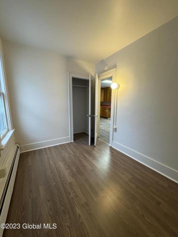 527 Hattie Street Schenectady NY 12308