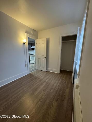 527 Hattie Street Schenectady NY 12308