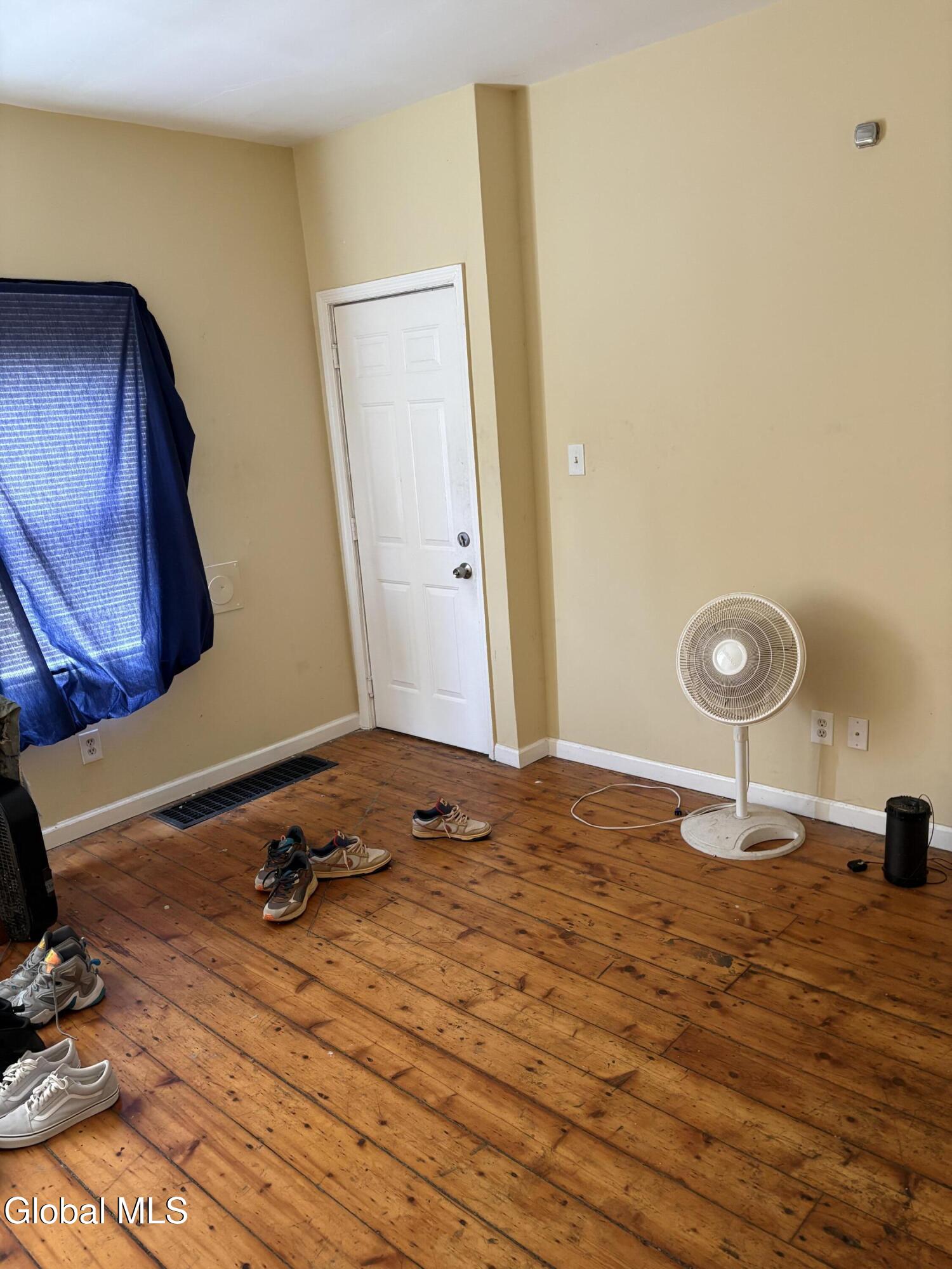 395 10th Street Troy NY 12180