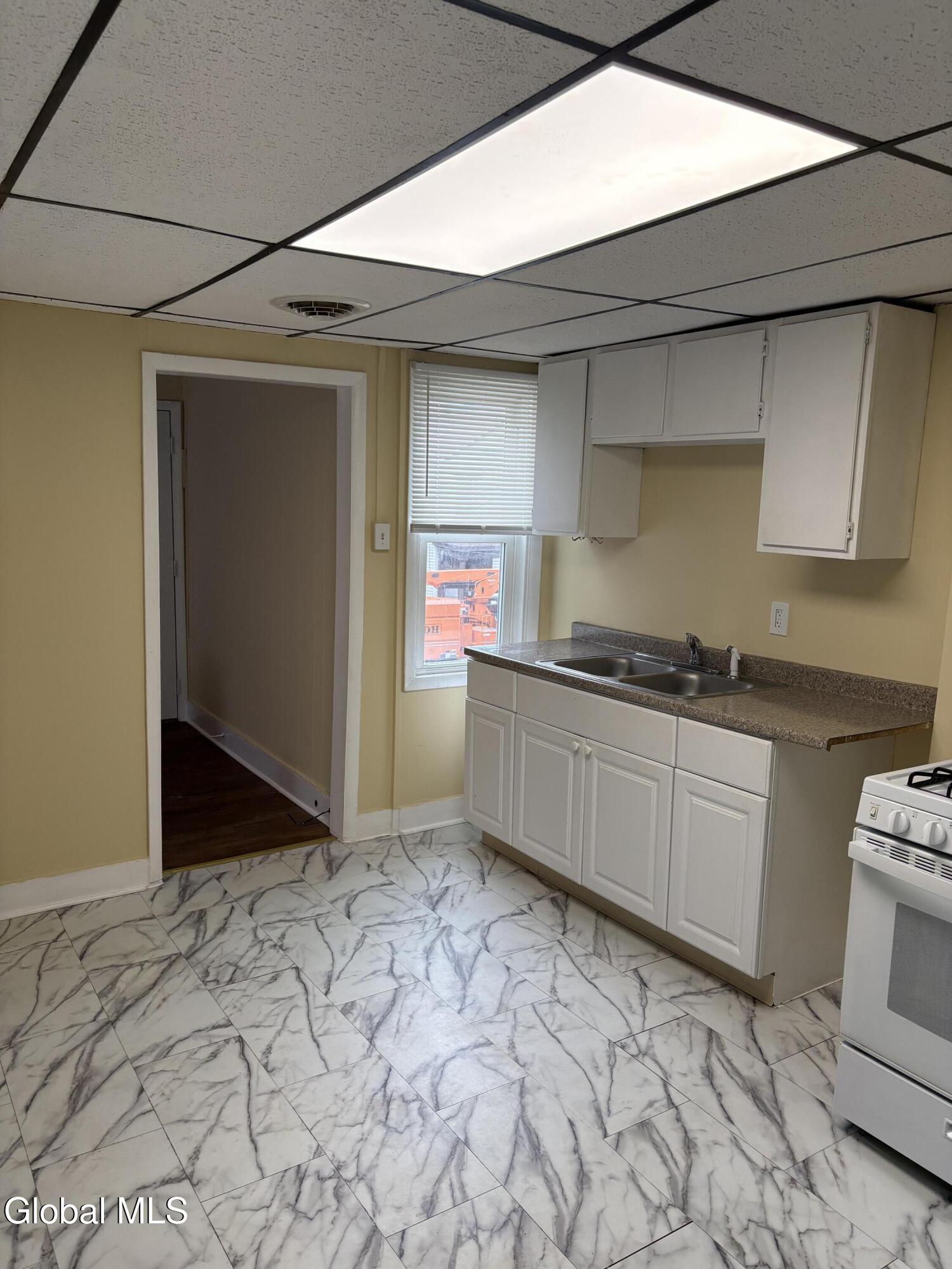 395 10th Street Troy NY 12180
