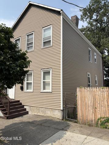 395 10th Street Troy NY 12180
