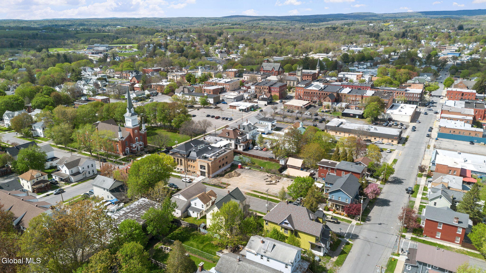 4 W Clinton Street Johnstown NY 12095