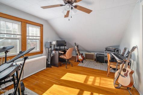 945 Myrtle Avenue Albany NY 12208