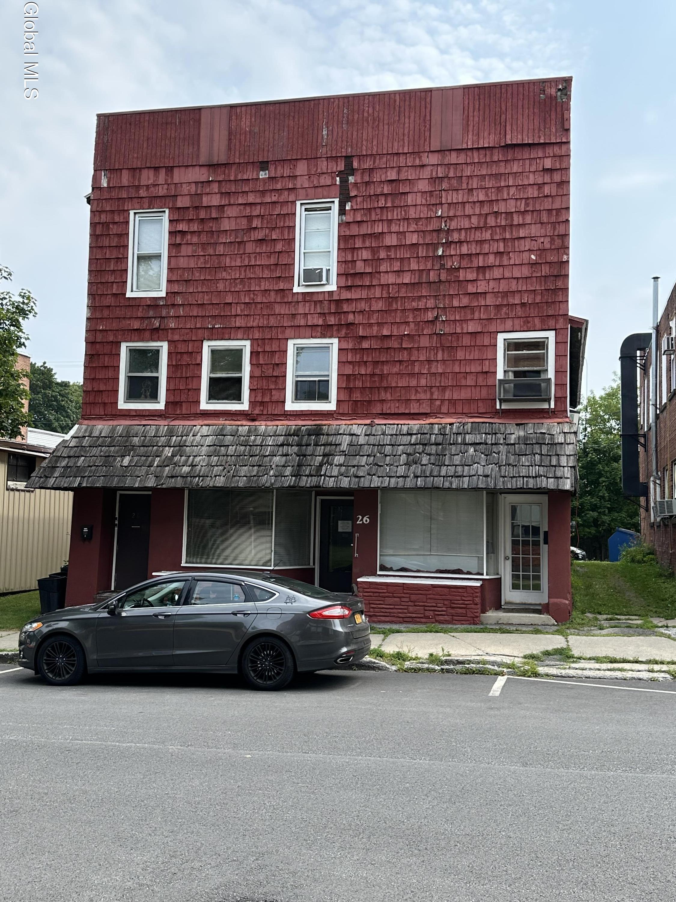 26 N Market Street Johnstown NY 12095