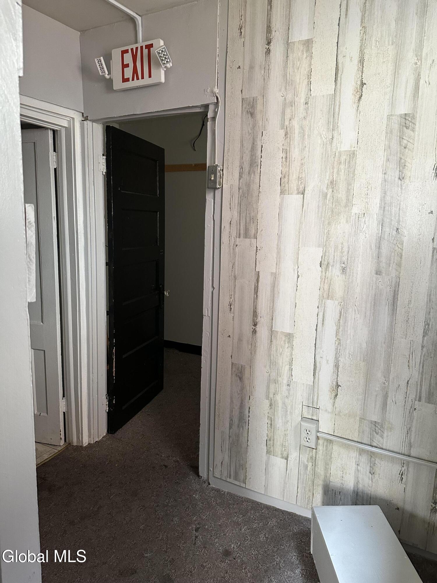 26 N Market Street Johnstown NY 12095
