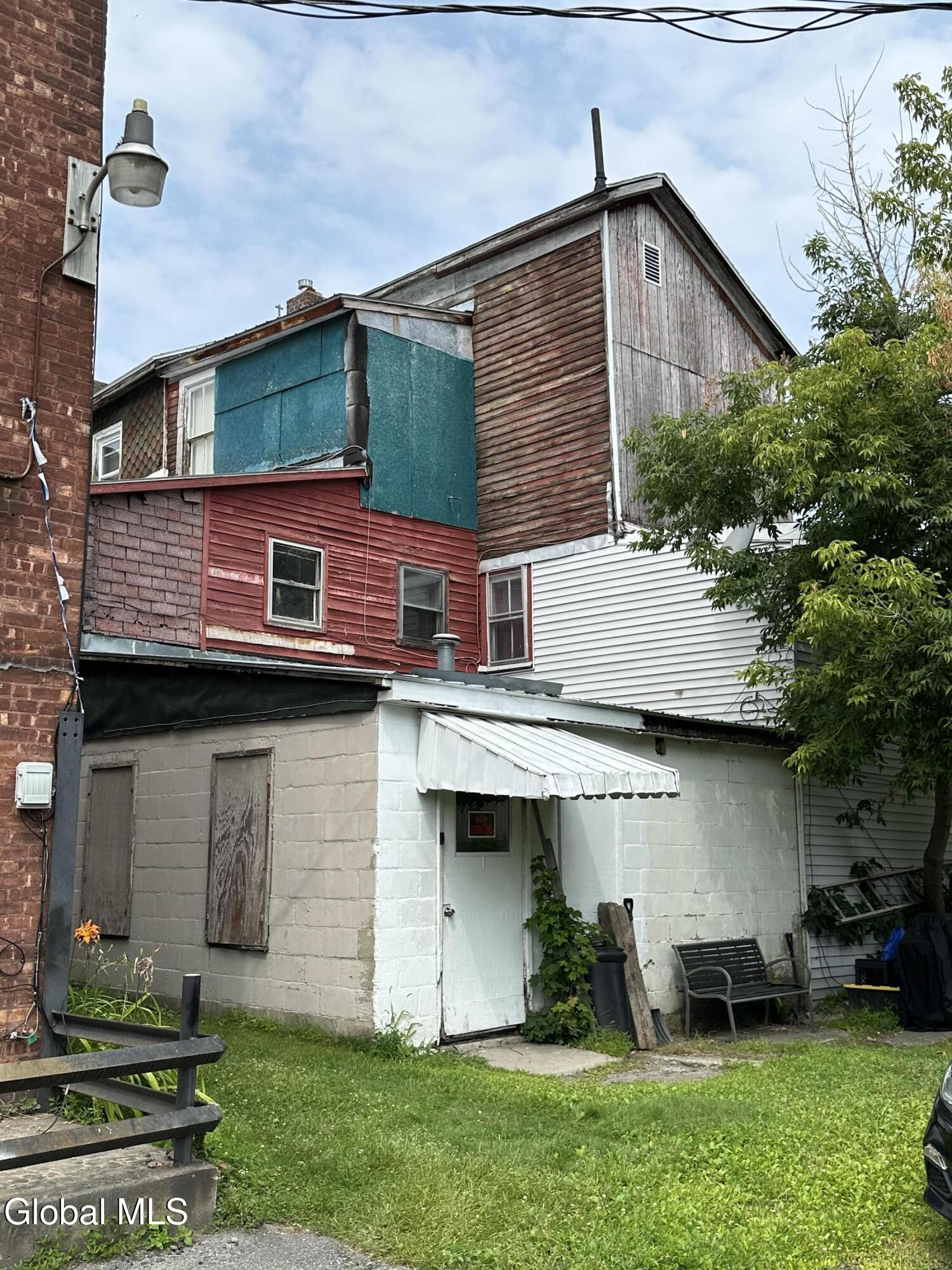 26 N Market Street Johnstown NY 12095