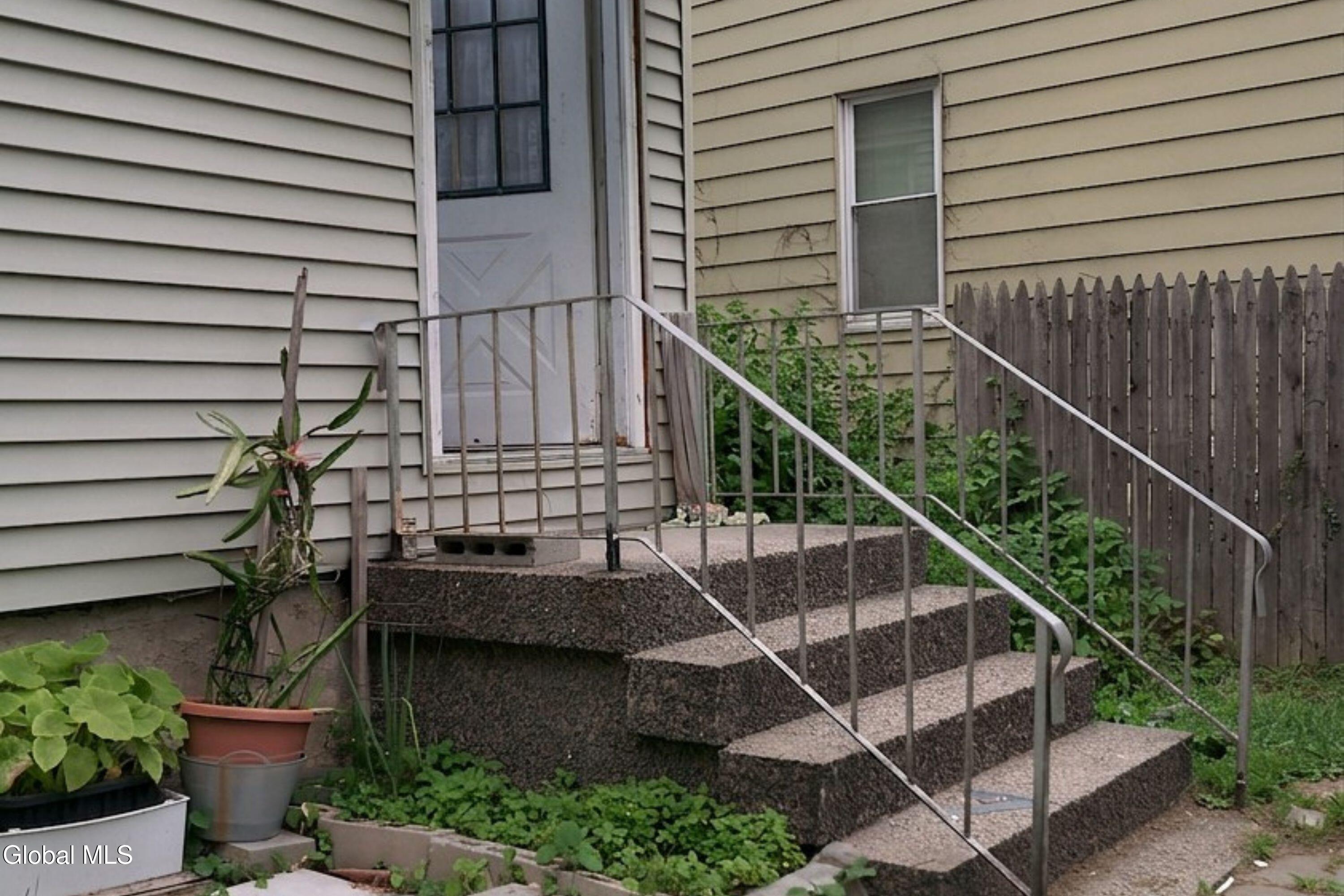 908 19th Street Watervliet NY 12189